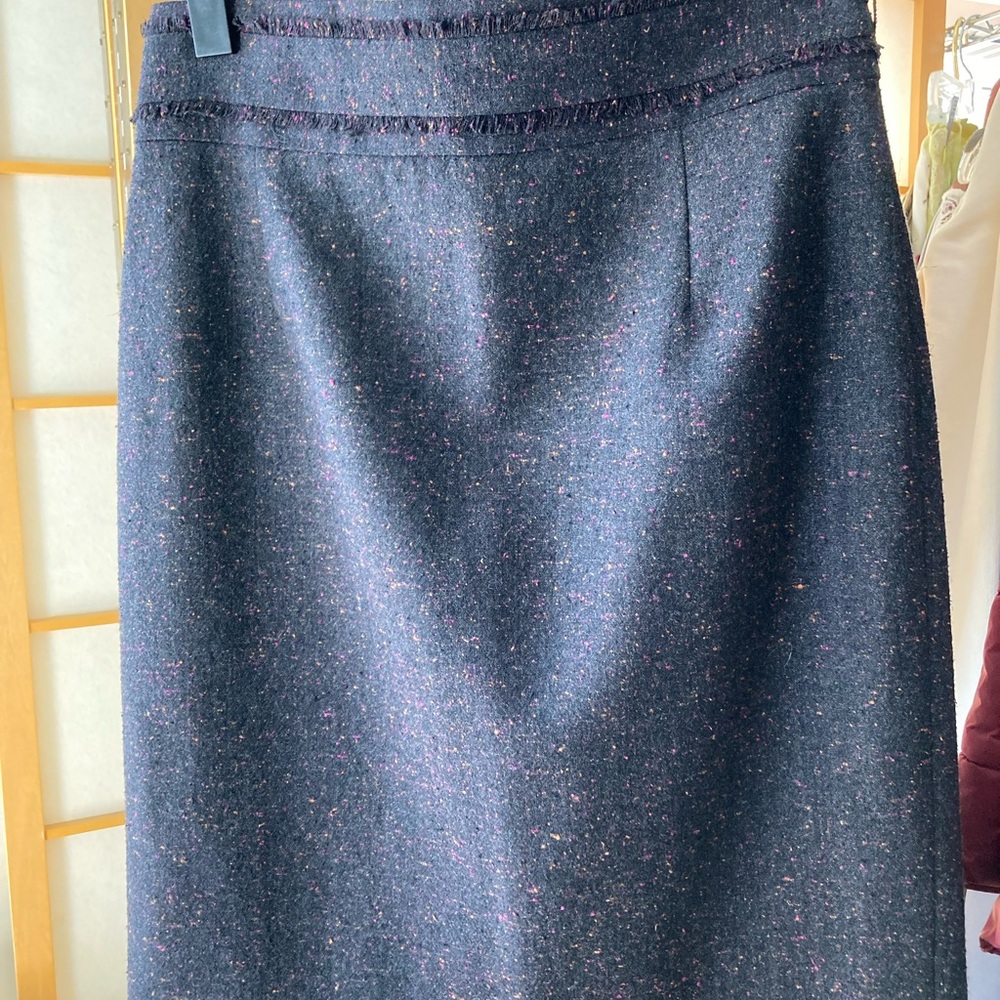Classiques Entier SZ 4 Wool blend skirt lovely details color mix of brown gray